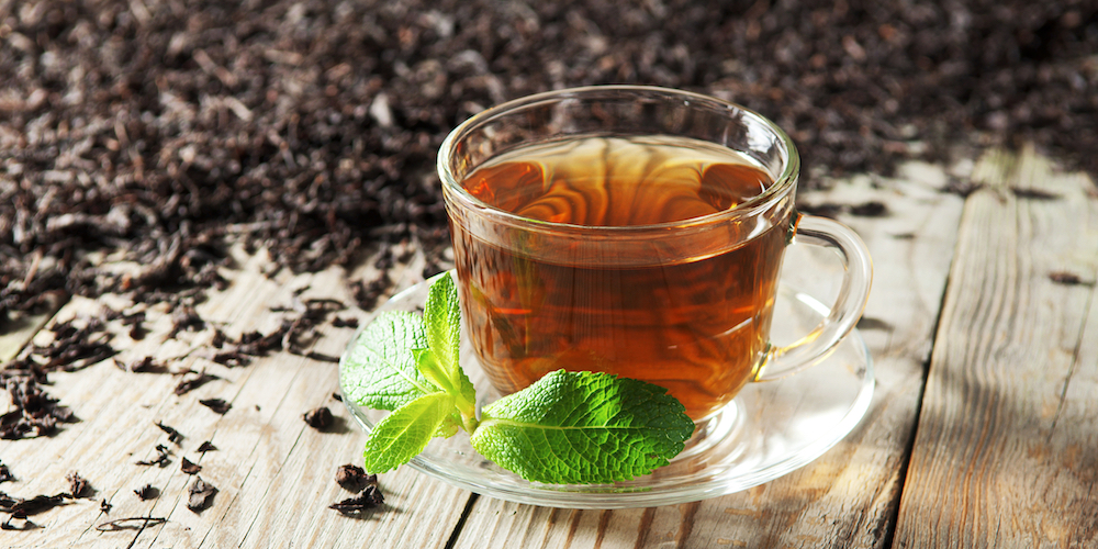 8 Incredible Black Tea Benefits & Side Effects